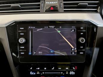 Volkswagen Passat 1.4 TSI 13kWh GTE Estate 5dr Petrol Plug-in Hybrid DSG Euro 6 (s