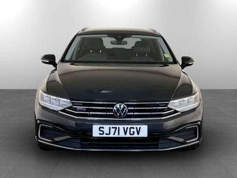 Volkswagen Passat 1.4 TSI 13kWh GTE Estate 5dr Petrol Plug-in Hybrid DSG Euro 6 (s