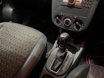 Vauxhall Corsa 1.4 16V SE Auto Euro 5 5dr