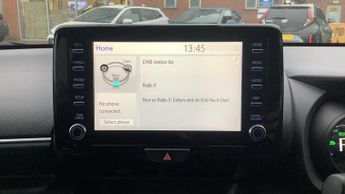 Toyota Yaris 1.5 VVT-h Design E-CVT Euro 6 (s/s) 5dr