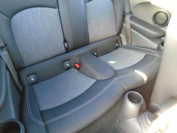 MINI Electric Hatch Cooper SE 32.6kWh Level 2 Auto 3dr