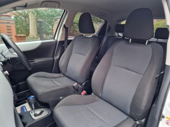Toyota Yaris 1.5 VVT-h Icon Plus CVT Euro 5 5dr