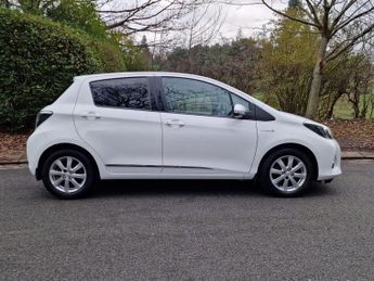 Toyota Yaris 1.5 VVT-h Icon Plus CVT Euro 5 5dr
