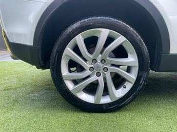 Land Rover Discovery Sport 2.0 TD4 SE Tech Auto 4WD Euro 6 (s/s) 5dr