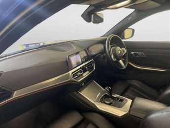 BMW 3 Series 2.0 330e 12kWh M Sport Saloon 4dr Petrol Plug-in Hybrid Auto Eur