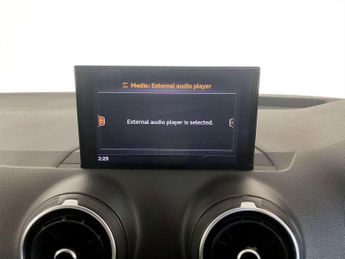 Audi Q2 1.5 TFSI CoD 35 Technik SUV 5dr Petrol S Tronic Euro 6 (s/s) (15