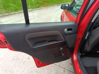 Ford Fusion 1.6 Zetec Climate 5dr
