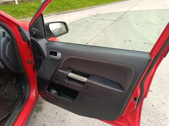 Ford Fusion 1.6 Zetec Climate 5dr