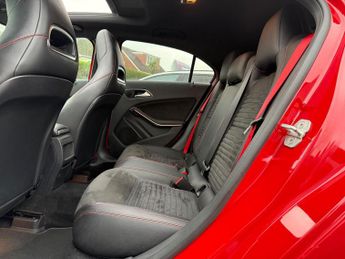 Mercedes-Benz A Class 2.0 A250 BlueEfficiency Engineered by AMG 7G-DCT Euro 6 (s/s) 5d