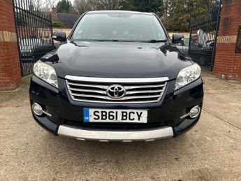 Toyota RAV4 2.2 D-CAT SR Auto 4WD Euro 5 5dr