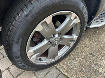 Toyota RAV4 2.2 D-CAT SR Auto 4WD Euro 5 5dr