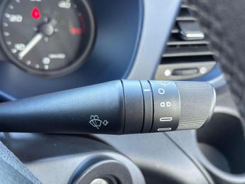 Iveco Daily 3.0D HPI 18V Business 70C 4100 Panel Van 5dr Diesel HiMatic LWB 