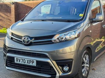 Toyota PROACE Verso 2.0D Family Medium MPV Auto MWB Euro 6 (s/s) 5dr (8 Seat)