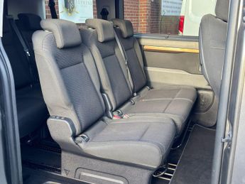 Toyota PROACE Verso 2.0D Family Medium MPV 5dr Diesel Auto MWB Euro 6 (s/s) (8 Seat)