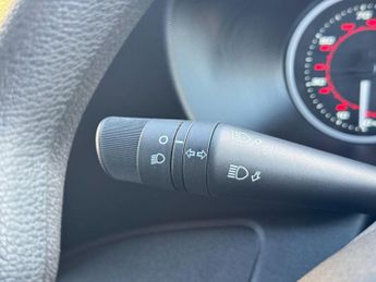 Iveco Daily 2.3D HPI 14V 35S 3520 HiMatic MWB H2 Euro 6 (s/s) 5dr