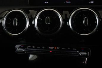 Mercedes-Benz A Class 1.3 A180 AMG Line (Executive) 7G-DCT Euro 6 (s/s) 5dr