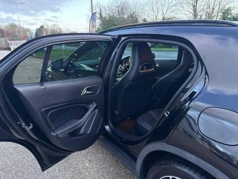 Mercedes-Benz GLA 1.6 GLA180 Urban Edition 7G-DCT Euro 6 (s/s) 5dr