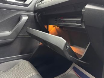 Volkswagen T-Roc 1.5 TSI EVO SE DSG Euro 6 (s/s) 5dr