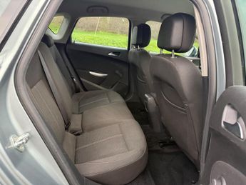 Vauxhall Astra 1.6 16v SRi Auto Euro 5 5dr