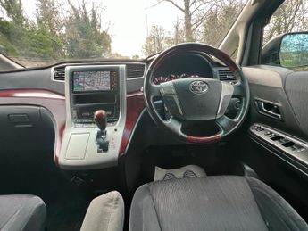 Toyota Vellfire 2.4 Edition Z Auto 7S 5DR Silk Blaze kit