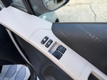 Toyota Yaris 1.3 VVT-i Zinc 3dr