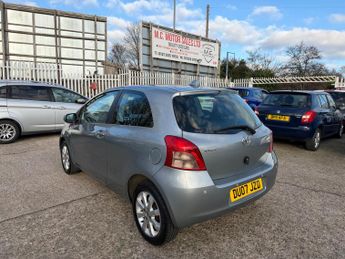 Toyota Yaris 1.3 VVT-i Zinc 3dr