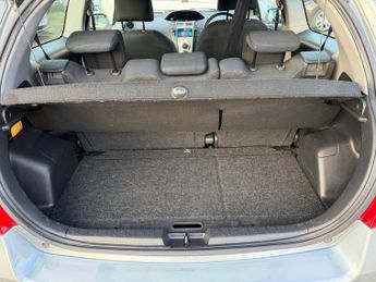 Toyota Yaris 1.3 VVT-i Zinc 3dr