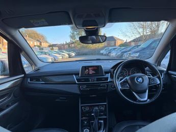 BMW 2 Series Active Tourer 2.0 218d Luxury Auto Euro 6 (s/s) 5dr