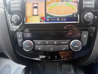 Nissan Qashqai 1.3 DIG-T N-Connecta DCT Auto Euro 6 (s/s) 5dr