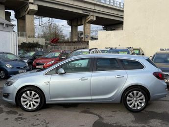 Vauxhall Astra 2.0 CDTi SE Sports Tourer Auto Euro 5 5dr