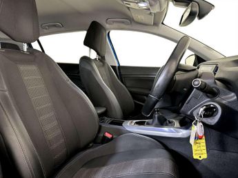 Peugeot 308 1.5 BlueHDi Allure Hatchback 5dr Diesel Manual Euro 6 (s/s) (130