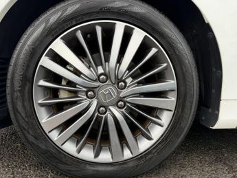 Honda Odyssey 2.0 Hybrid 7 Seats Auto