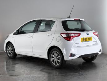 Toyota Yaris 1.5 VVT-h Icon Tech E-CVT Euro 6 (s/s) 5dr