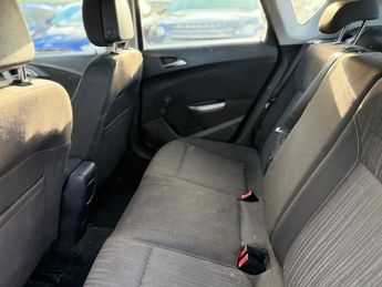 Vauxhall Astra 1.7 CDTi ecoFLEX Excite Euro 5 5dr