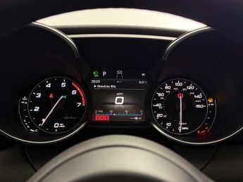 Alfa Romeo Giulia 2.0T Veloce Auto Euro 6 (s/s) 4dr