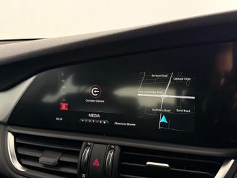 Alfa Romeo Giulia 2.0T Veloce Auto Euro 6 (s/s) 4dr