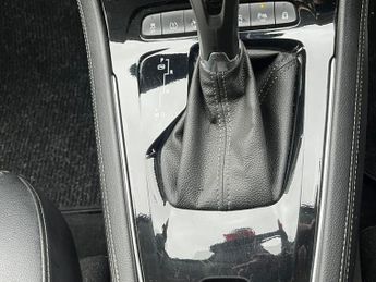 Vauxhall Grandland X 1.6 Turbo D BlueInjection Sport Nav Auto Euro 6 (s/s) 5dr