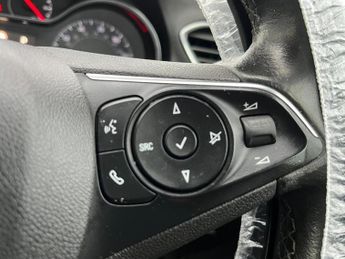 Vauxhall Grandland X 1.6 Turbo D BlueInjection Sport Nav Auto Euro 6 (s/s) 5dr