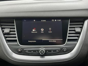 Vauxhall Grandland X 1.6 Turbo D BlueInjection Sport Nav Auto Euro 6 (s/s) 5dr