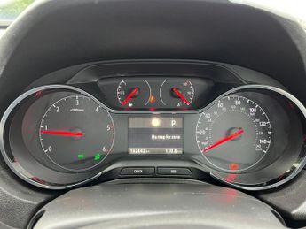 Vauxhall Grandland X 1.6 Turbo D BlueInjection Sport Nav Auto Euro 6 (s/s) 5dr