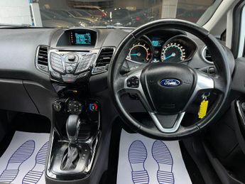 Ford Fiesta 1.6 Zetec Powershift Euro 5 5dr