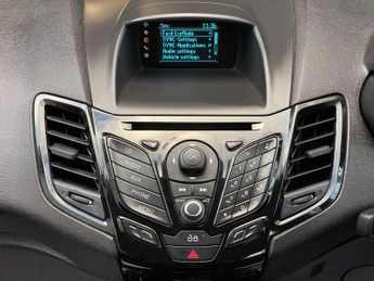 Ford Fiesta 1.6 Zetec Powershift Euro 5 5dr