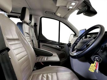 Ford Tourneo Custom 2.0 320 EcoBlue Titanium Minibus Double Cab 5dr Diesel Manual L2