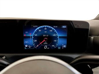 Mercedes-Benz A Class 2.0 A180d Sport Edition (Executive) Saloon 4dr Diesel 8G-DCT Eur