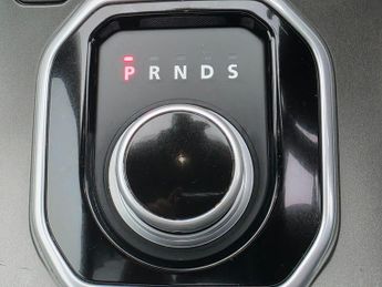 Land Rover Range Rover Evoque 2.2 SD4 Dynamic SUV 5dr Diesel Auto 4WD Euro 5 (s/s) (190 ps)