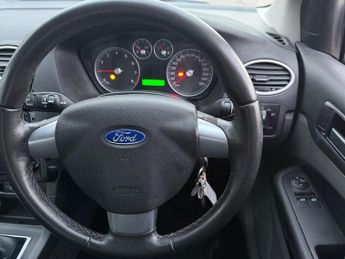 Ford Focus 1.6 Zetec Climate 5dr