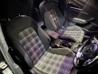 Volkswagen Golf 2.0 TDI BlueMotion Tech GTD DSG Euro 6 (s/s) 5dr