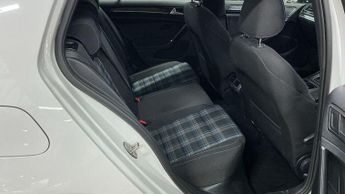 Volkswagen Golf 1.4 TSI 8.7kWh GTE DSG Euro 6 (s/s) 5dr