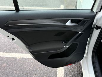 Volkswagen Golf 1.4 TSI 8.7kWh GTE DSG Euro 6 (s/s) 5dr