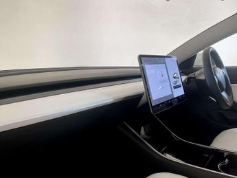 Tesla Model 3 (Dual Motor) Performance Saloon 4dr Electric Auto 4WDE (Performa